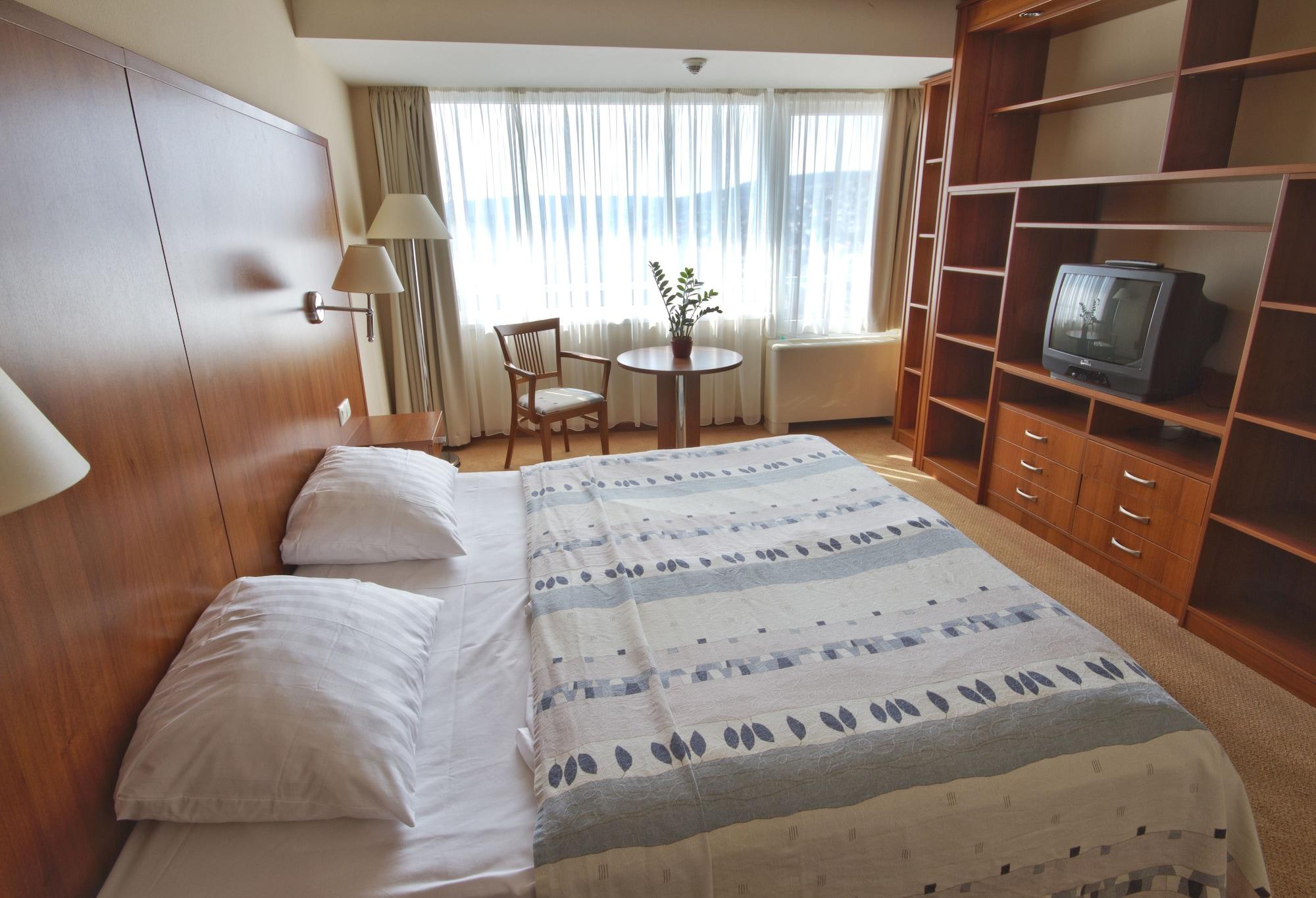 Hunguest Hotel Bal Resort Balatonalmadi Luaran gambar